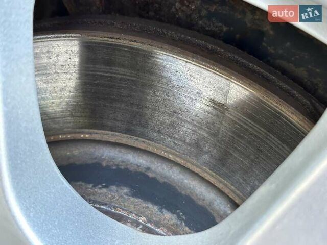 Красный Шкода Октавия, объемом двигателя 1.6 л и пробегом 188 тыс. км за 5840 $, фото 92 на Automoto.ua