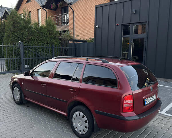 Червоний Шкода Октавія, об'ємом двигуна 1.6 л та пробігом 252 тис. км за 4600 $, фото 8 на Automoto.ua