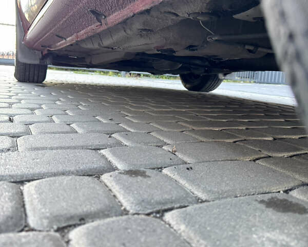 Червоний Шкода Октавія, об'ємом двигуна 1.6 л та пробігом 252 тис. км за 4600 $, фото 2 на Automoto.ua