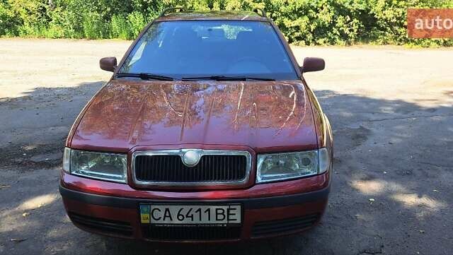 Красный Шкода Октавия, объемом двигателя 1.9 л и пробегом 599 тыс. км за 5099 $, фото 2 на Automoto.ua