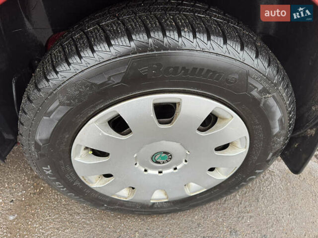 Красный Шкода Октавия, объемом двигателя 1.6 л и пробегом 316 тыс. км за 5980 $, фото 28 на Automoto.ua