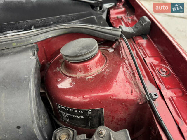 Красный Шкода Октавия, объемом двигателя 1.6 л и пробегом 316 тыс. км за 5980 $, фото 27 на Automoto.ua