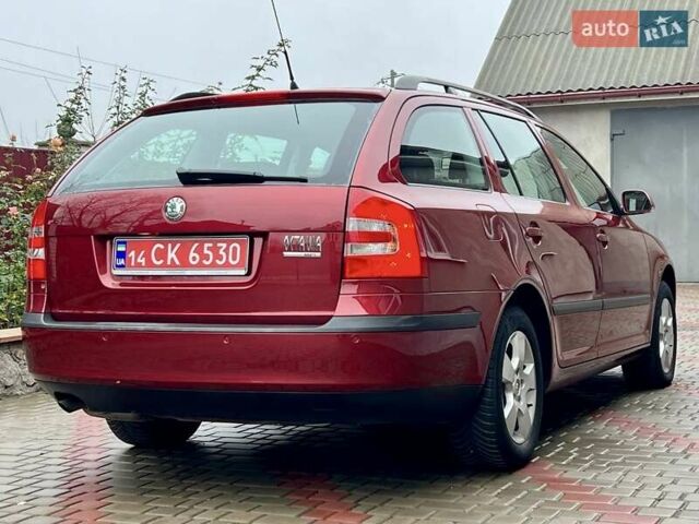 Красный Шкода Октавия, объемом двигателя 1.6 л и пробегом 215 тыс. км за 6890 $, фото 12 на Automoto.ua