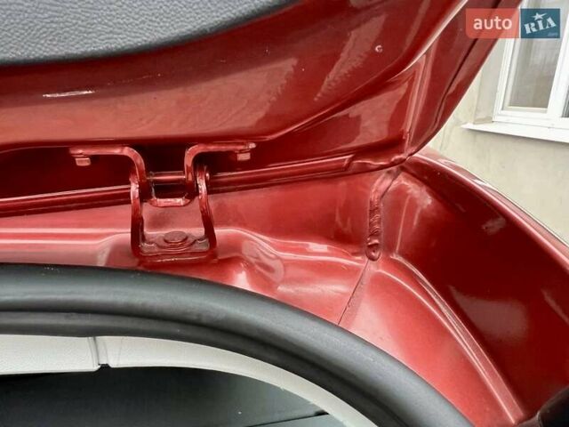 Красный Шкода Октавия, объемом двигателя 1.6 л и пробегом 215 тыс. км за 6890 $, фото 41 на Automoto.ua