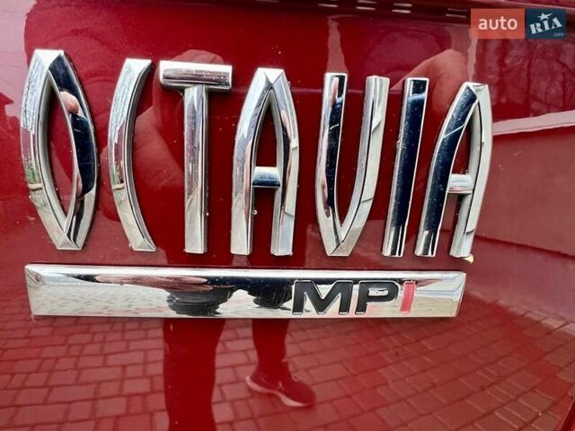 Красный Шкода Октавия, объемом двигателя 1.6 л и пробегом 215 тыс. км за 6890 $, фото 28 на Automoto.ua