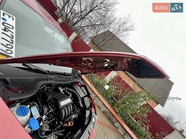 Красный Шкода Октавия, объемом двигателя 1.6 л и пробегом 215 тыс. км за 6890 $, фото 95 на Automoto.ua