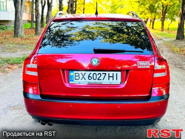 Красный Шкода Октавия, объемом двигателя 1.8 л и пробегом 173 тыс. км за 5750 $, фото 3 на Automoto.ua