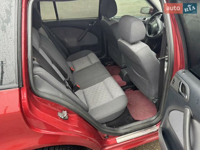 Красный Шкода Октавия, объемом двигателя 1.6 л и пробегом 316 тыс. км за 5980 $, фото 17 на Automoto.ua