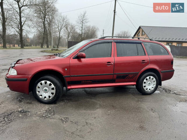 Красный Шкода Октавия, объемом двигателя 1.6 л и пробегом 316 тыс. км за 5980 $, фото 7 на Automoto.ua