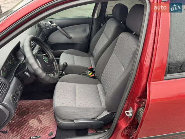 Красный Шкода Октавия, объемом двигателя 1.6 л и пробегом 316 тыс. км за 5980 $, фото 20 на Automoto.ua