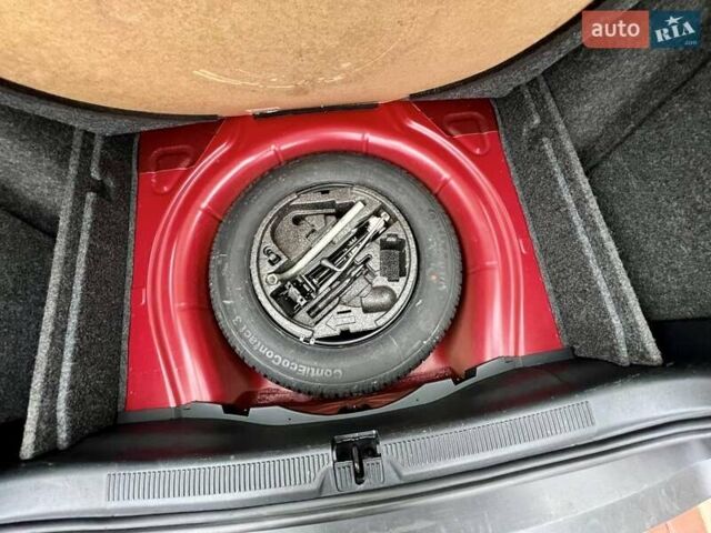 Красный Шкода Октавия, объемом двигателя 1.6 л и пробегом 215 тыс. км за 6890 $, фото 87 на Automoto.ua