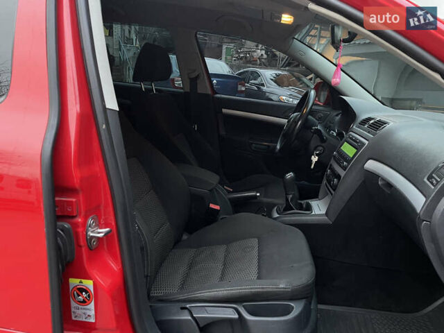 Красный Шкода Октавия, объемом двигателя 1.6 л и пробегом 363 тыс. км за 6300 $, фото 16 на Automoto.ua