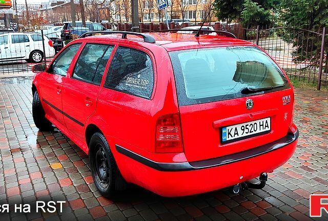 Красный Шкода Октавия, объемом двигателя 1.6 л и пробегом 320 тыс. км за 5100 $, фото 3 на Automoto.ua