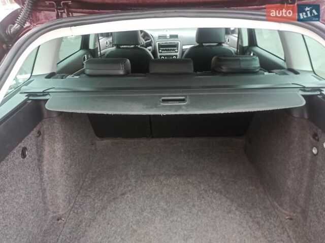 Красный Шкода Октавия, объемом двигателя 1.39 л и пробегом 279 тыс. км за 5390 $, фото 18 на Automoto.ua