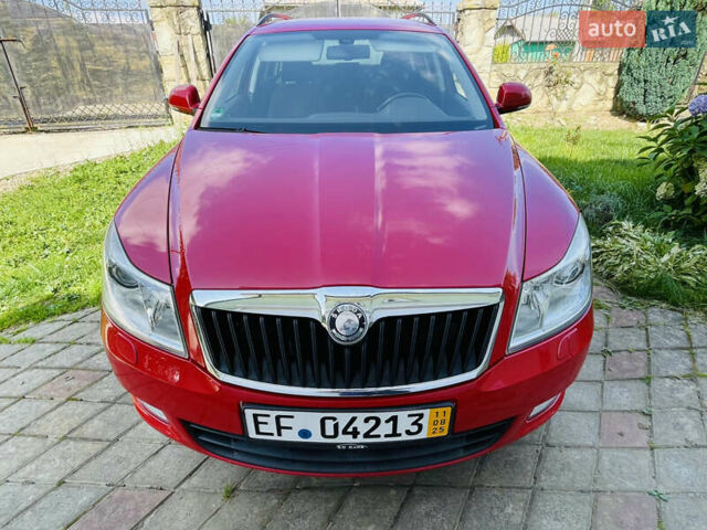 Червоний Шкода Октавія, об'ємом двигуна 1.8 л та пробігом 226 тис. км за 6500 $, фото 2 на Automoto.ua