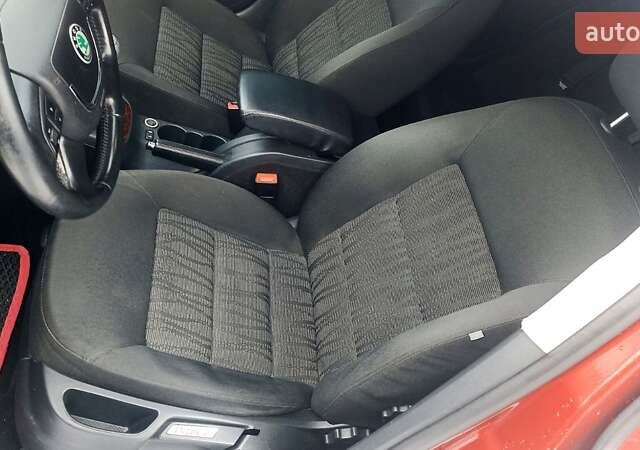 Красный Шкода Октавия, объемом двигателя 2 л и пробегом 243 тыс. км за 8400 $, фото 11 на Automoto.ua