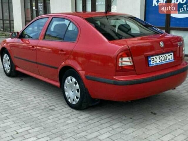 Красный Шкода Октавия, объемом двигателя 1.6 л и пробегом 227 тыс. км за 4999 $, фото 1 на Automoto.ua