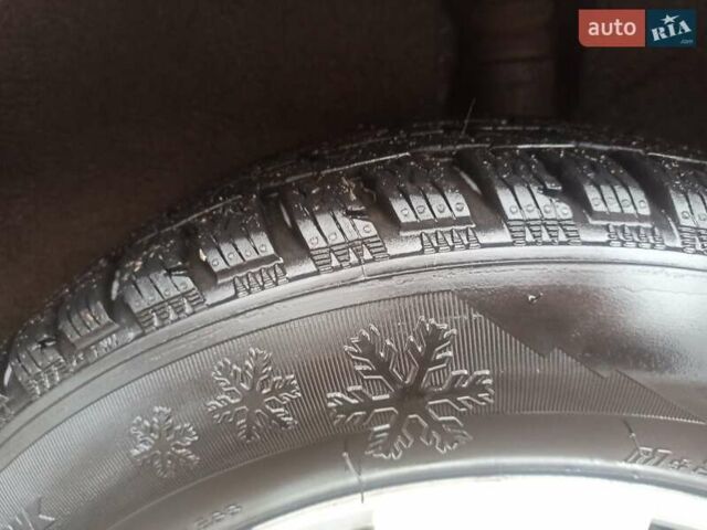 Красный Шкода Октавия, объемом двигателя 1.39 л и пробегом 279 тыс. км за 5390 $, фото 20 на Automoto.ua