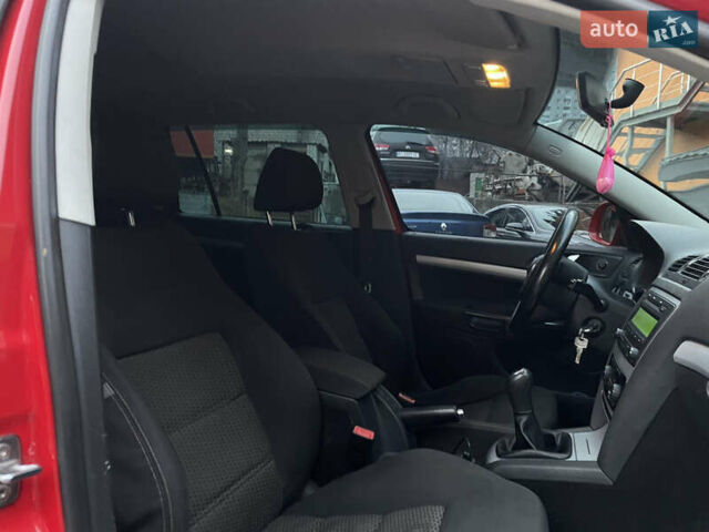 Красный Шкода Октавия, объемом двигателя 1.6 л и пробегом 363 тыс. км за 6300 $, фото 17 на Automoto.ua