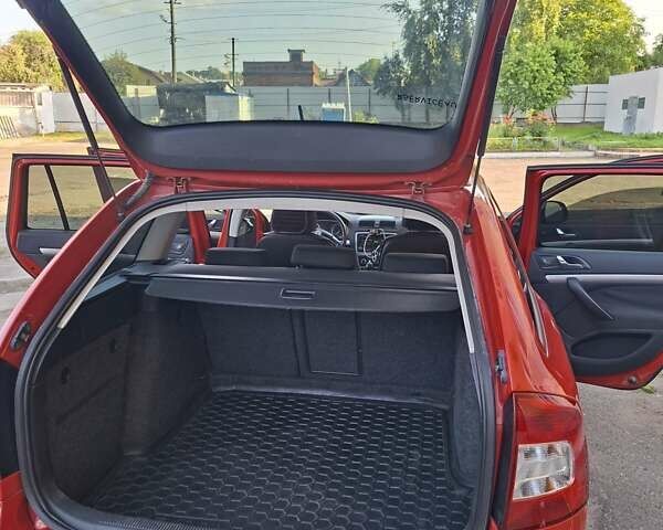 Красный Шкода Октавия, объемом двигателя 1.97 л и пробегом 305 тыс. км за 6500 $, фото 4 на Automoto.ua