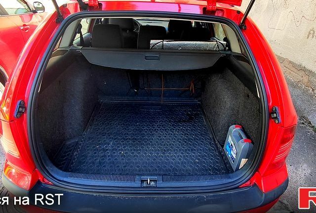 Красный Шкода Октавия, объемом двигателя 1.6 л и пробегом 320 тыс. км за 5100 $, фото 9 на Automoto.ua