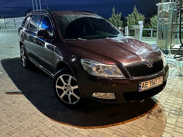 Красный Шкода Октавия, объемом двигателя 2 л и пробегом 259 тыс. км за 9700 $, фото 11 на Automoto.ua
