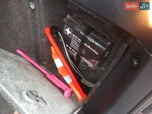 Красный Шкода Октавия, объемом двигателя 1.39 л и пробегом 279 тыс. км за 5390 $, фото 15 на Automoto.ua