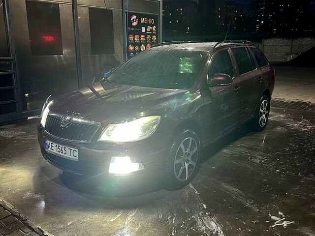 Красный Шкода Октавия, объемом двигателя 2 л и пробегом 259 тыс. км за 9700 $, фото 7 на Automoto.ua