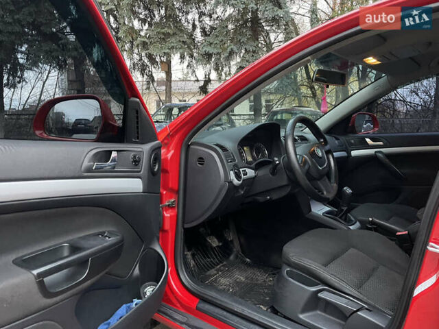 Красный Шкода Октавия, объемом двигателя 1.6 л и пробегом 363 тыс. км за 6300 $, фото 10 на Automoto.ua