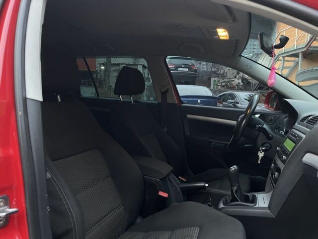 Красный Шкода Октавия, объемом двигателя 1.6 л и пробегом 363 тыс. км за 6300 $, фото 17 на Automoto.ua