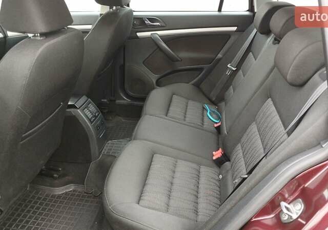 Червоний Шкода Октавія, об'ємом двигуна 1.6 л та пробігом 270 тис. км за 8000 $, фото 21 на Automoto.ua