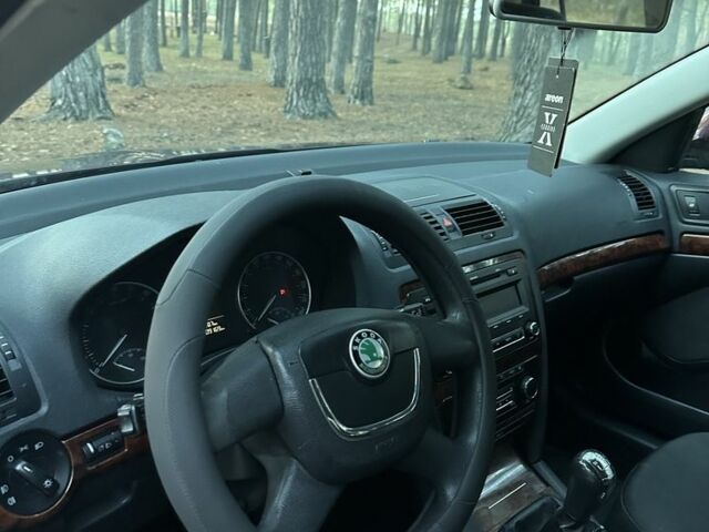 Красный Шкода Октавия, объемом двигателя 1.9 л и пробегом 312 тыс. км за 2899 $, фото 15 на Automoto.ua