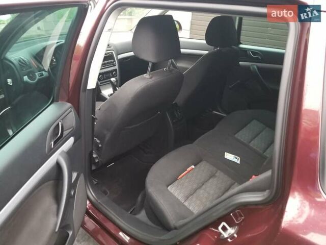 Красный Шкода Октавия, объемом двигателя 1.8 л и пробегом 210 тыс. км за 6950 $, фото 14 на Automoto.ua