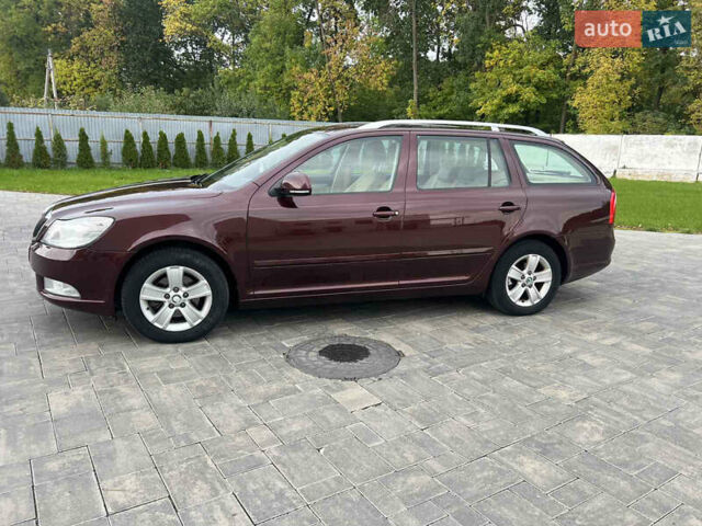 Червоний Шкода Октавія, об'ємом двигуна 1.2 л та пробігом 265 тис. км за 7900 $, фото 5 на Automoto.ua