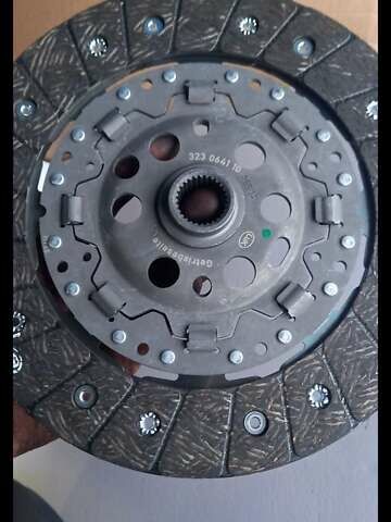 Красный Шкода Октавия, объемом двигателя 1.9 л и пробегом 267 тыс. км за 8299 $, фото 15 на Automoto.ua