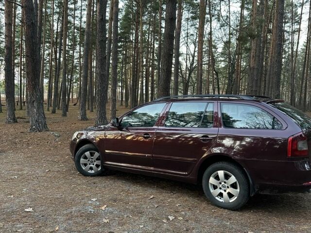 Красный Шкода Октавия, объемом двигателя 1.9 л и пробегом 312 тыс. км за 2899 $, фото 4 на Automoto.ua