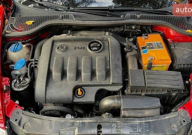 Красный Шкода Октавия, объемом двигателя 1.9 л и пробегом 267 тыс. км за 8299 $, фото 11 на Automoto.ua