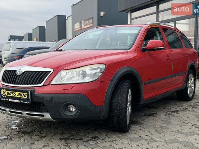 Червоний Шкода Октавія, об'ємом двигуна 1.8 л та пробігом 268 тис. км за 7800 $, фото 3 на Automoto.ua