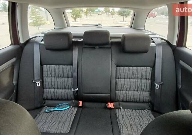 Червоний Шкода Октавія, об'ємом двигуна 1.6 л та пробігом 270 тис. км за 8000 $, фото 14 на Automoto.ua