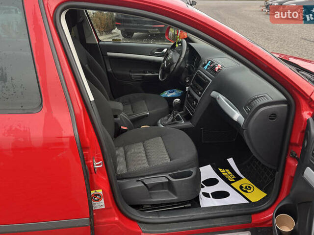 Червоний Шкода Октавія, об'ємом двигуна 1.8 л та пробігом 268 тис. км за 7800 $, фото 20 на Automoto.ua