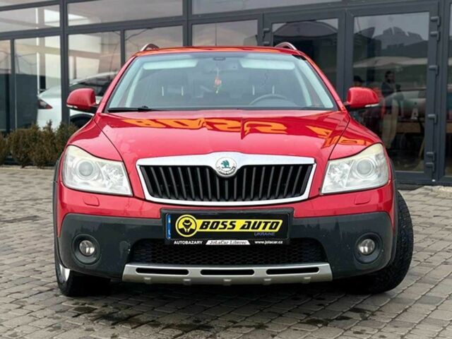 Красный Шкода Октавия, объемом двигателя 1.8 л и пробегом 268 тыс. км за 7800 $, фото 1 на Automoto.ua