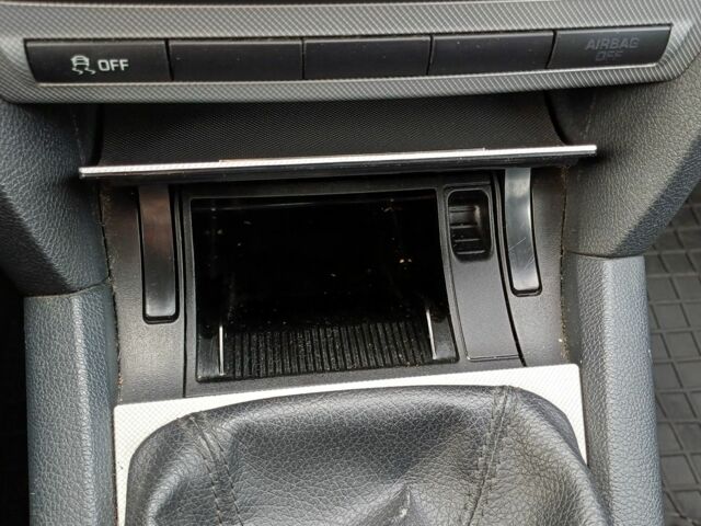 Червоний Шкода Октавія, об'ємом двигуна 1.6 л та пробігом 270 тис. км за 8000 $, фото 21 на Automoto.ua