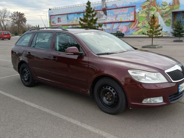 Червоний Шкода Октавія, об'ємом двигуна 1.6 л та пробігом 270 тис. км за 8000 $, фото 2 на Automoto.ua