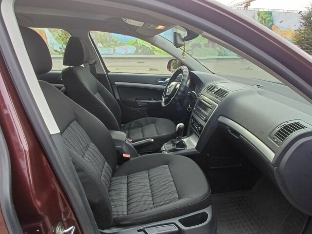 Червоний Шкода Октавія, об'ємом двигуна 1.6 л та пробігом 270 тис. км за 8000 $, фото 14 на Automoto.ua