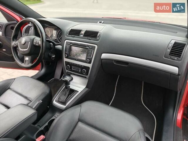 Красный Шкода Октавия, объемом двигателя 2 л и пробегом 266 тыс. км за 7999 $, фото 45 на Automoto.ua