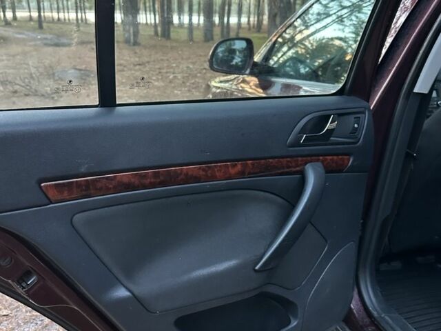 Красный Шкода Октавия, объемом двигателя 1.9 л и пробегом 312 тыс. км за 2899 $, фото 11 на Automoto.ua