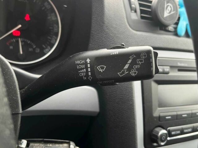 Красный Шкода Октавия, объемом двигателя 1.8 л и пробегом 268 тыс. км за 7800 $, фото 13 на Automoto.ua