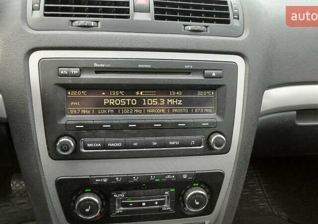 Червоний Шкода Октавія, об'ємом двигуна 1.6 л та пробігом 270 тис. км за 8000 $, фото 16 на Automoto.ua