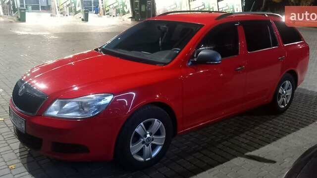 Красный Шкода Октавия, объемом двигателя 1.9 л и пробегом 267 тыс. км за 8299 $, фото 14 на Automoto.ua