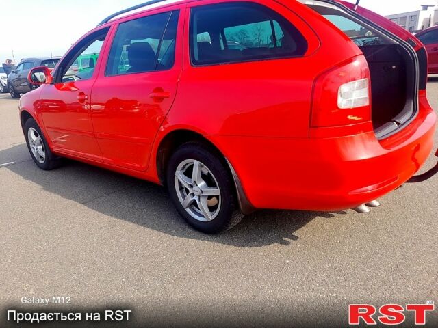 Красный Шкода Октавия, объемом двигателя 2 л и пробегом 0 тыс. км за 7990 $, фото 3 на Automoto.ua